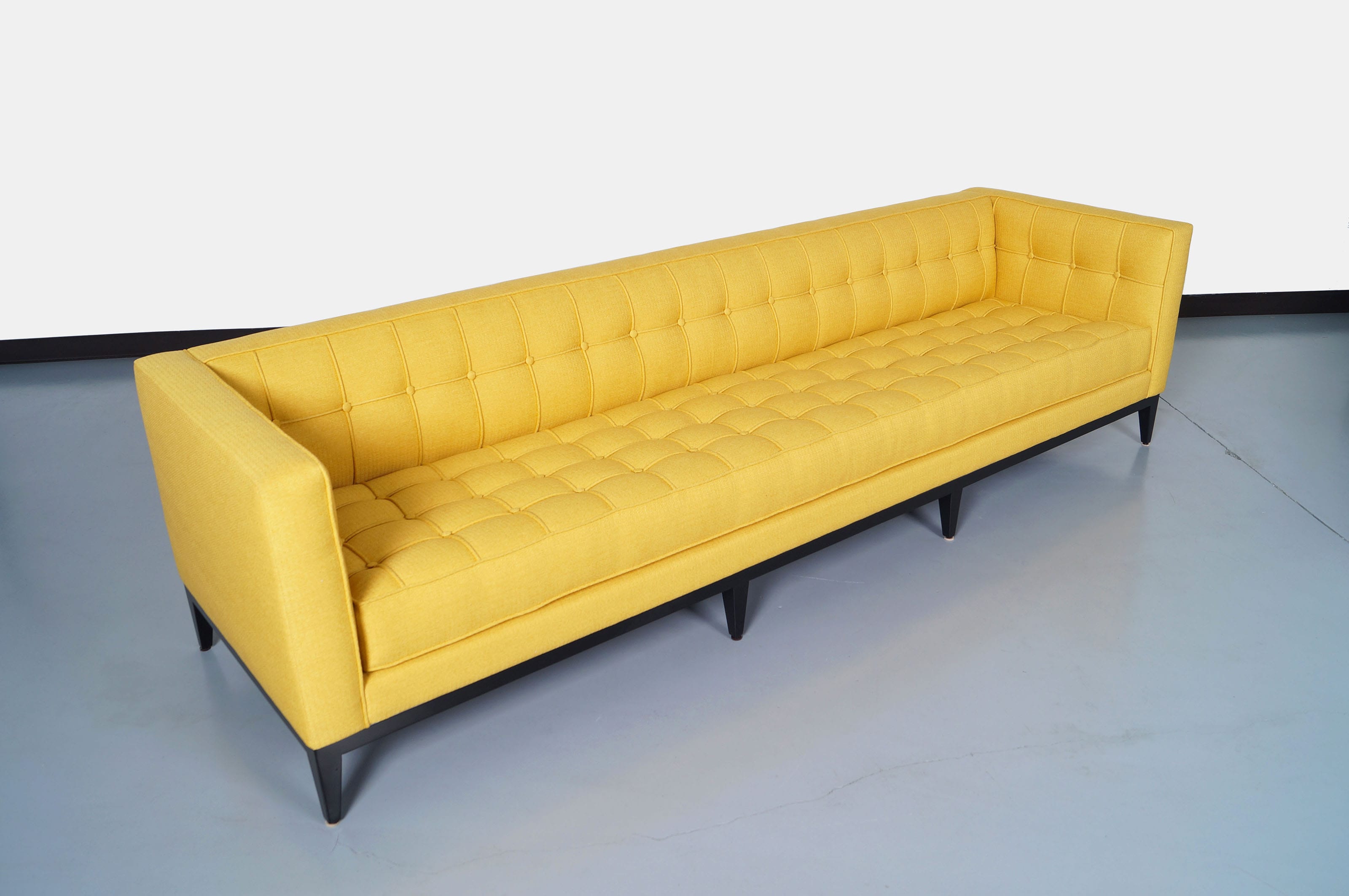 Elegant Tufted Vista Sofa by Cruz Design Studio 