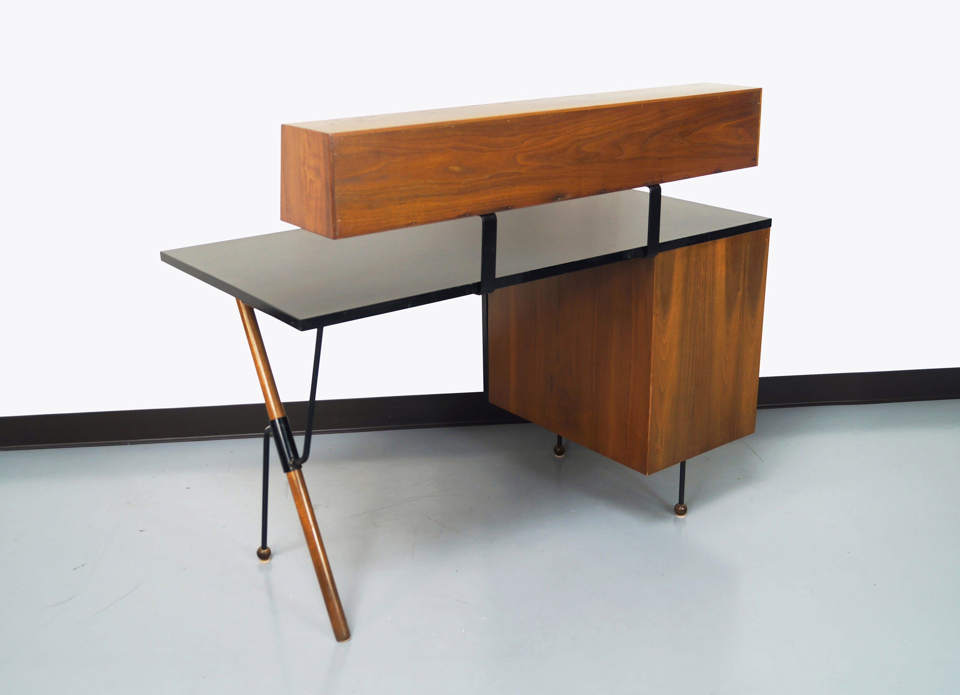 Series 62 Desk by Greta M. Grossman
