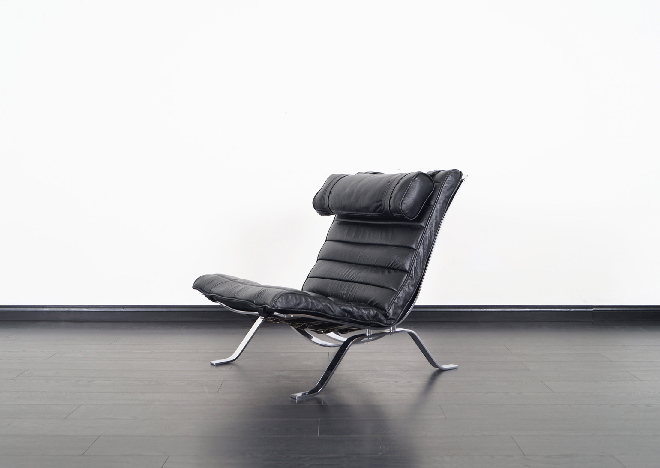 Vintage Leather Ari Lounge Chair by Arne Norell