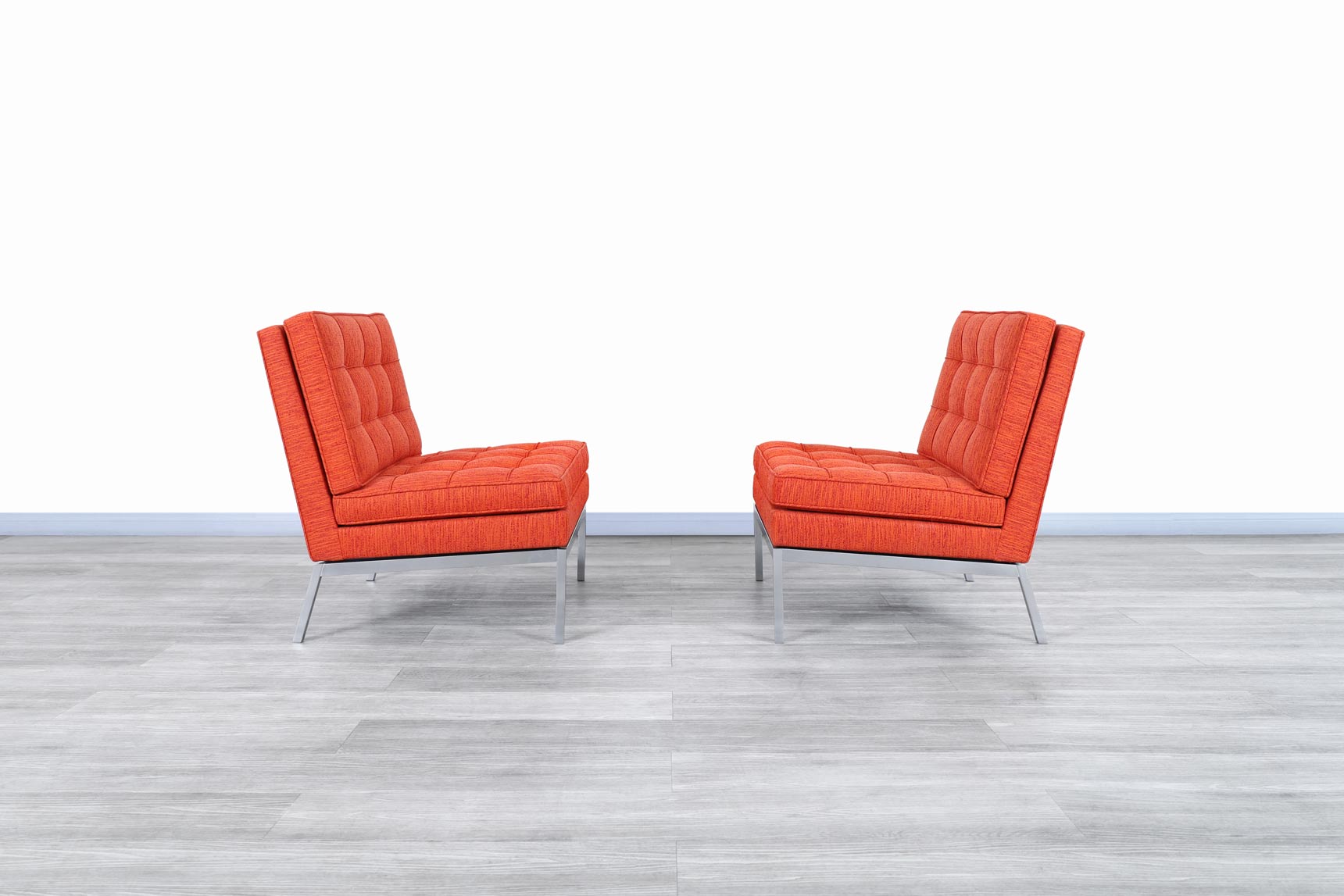 Vintage Lounge Chairs by Florence Knoll
